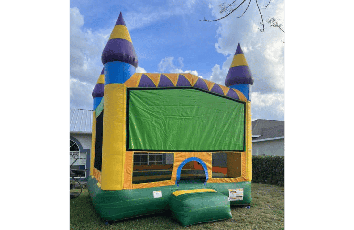 Fiesta Basic Bounce House — photo 2